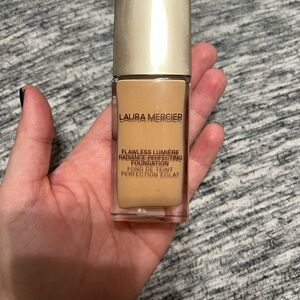 laura mercier foundation